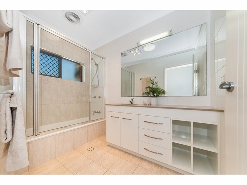 18 Sinclair Street, Annandale QLD 4814