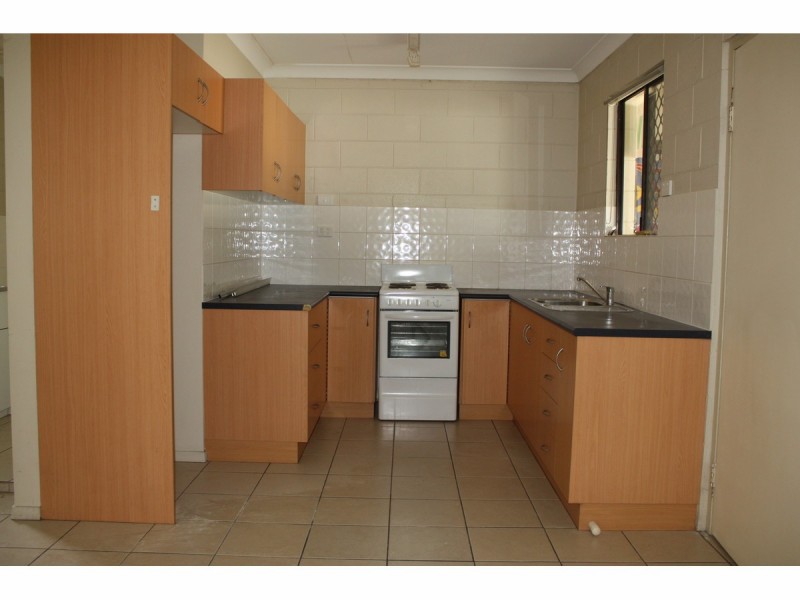 3/18 Kitchener Road, Pimlico QLD 4812