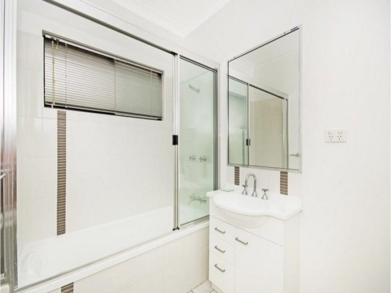 25 Tambo Court, Mount Louisa QLD 4814