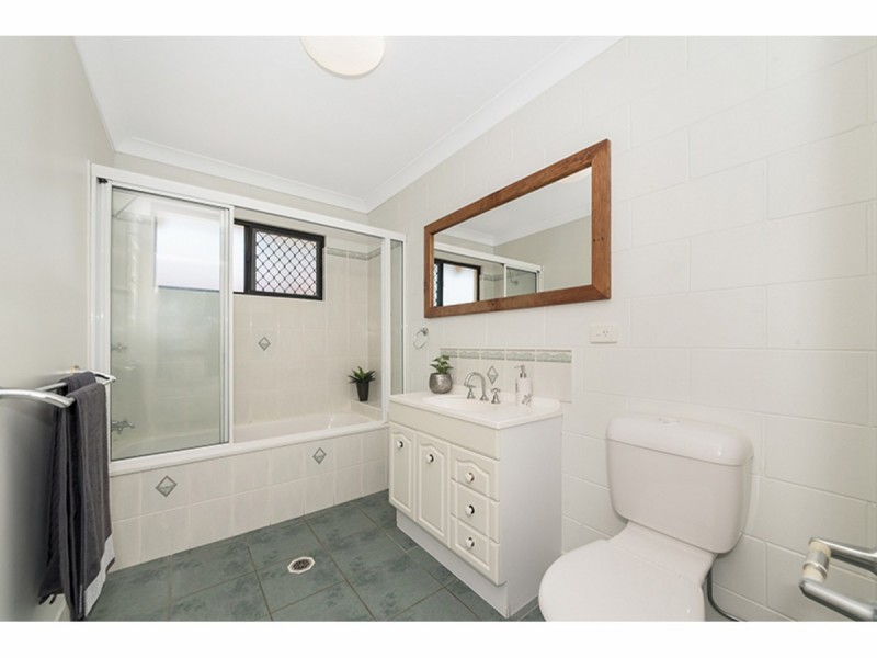 20 Wayne Street, Kelso QLD 4815