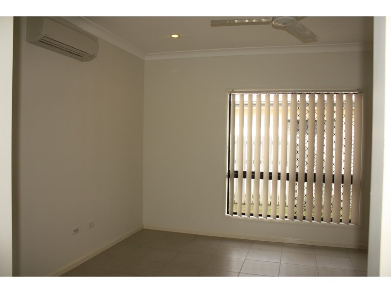 21 Skardon Place, Kelso QLD 4815