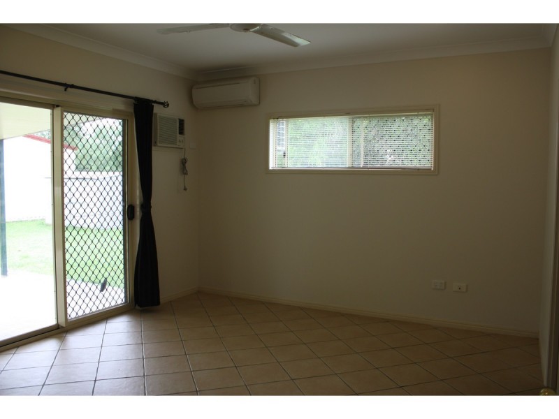 4 Shetland Place, Kelso QLD 4815