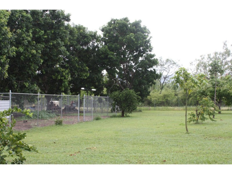 4 Shetland Place, Kelso QLD 4815