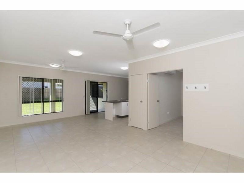 18 Sorghum Street, Rasmussen QLD 4815
