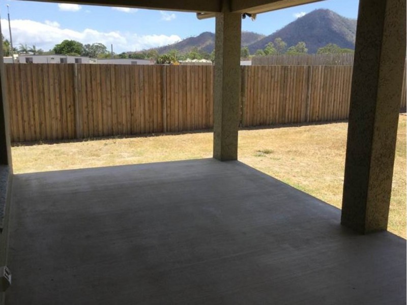 18 Sorghum Street, Rasmussen QLD 4815