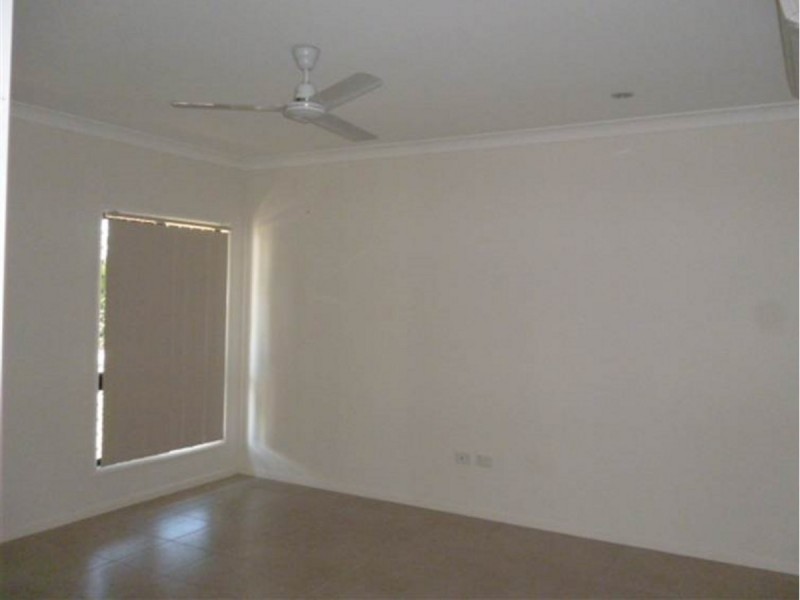 5 Sandon Place, Kelso QLD 4815