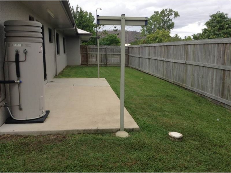 5 Sandon Place, Kelso QLD 4815