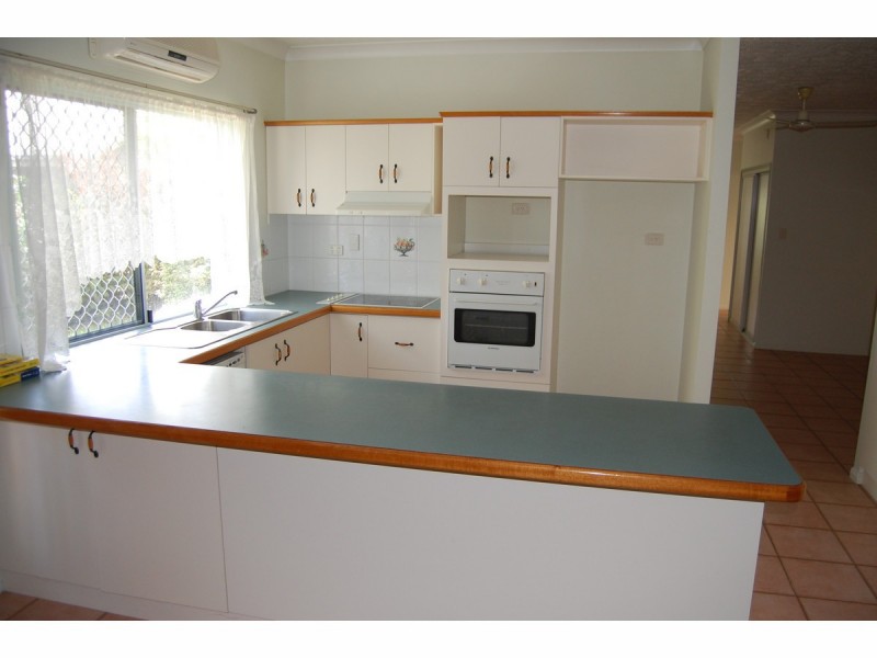 9 Clarence Court, Kirwan QLD 4817