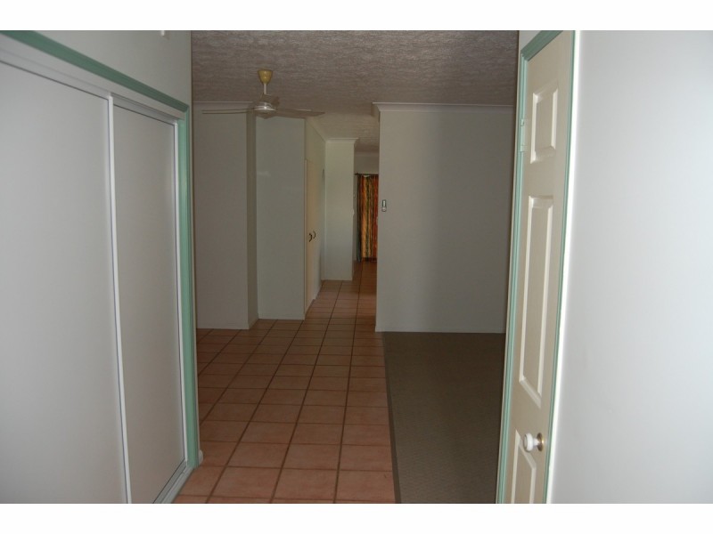 9 Clarence Court, Kirwan QLD 4817