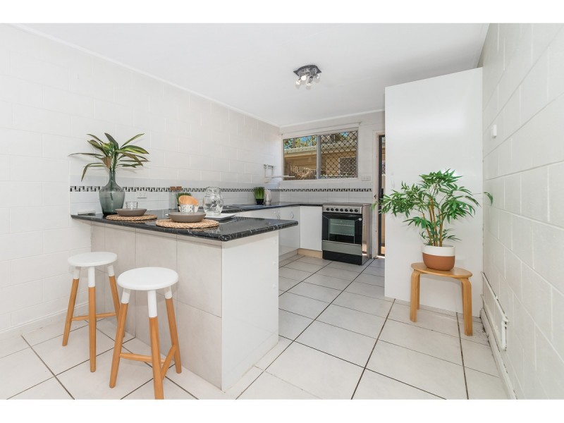 2/48 Marks Street, Hermit Park QLD 4812