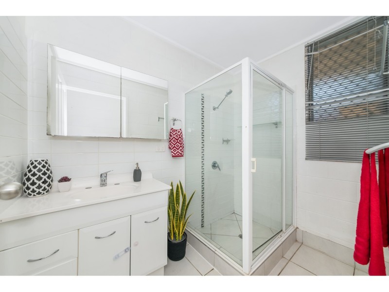 2/48 Marks Street, Hermit Park QLD 4812