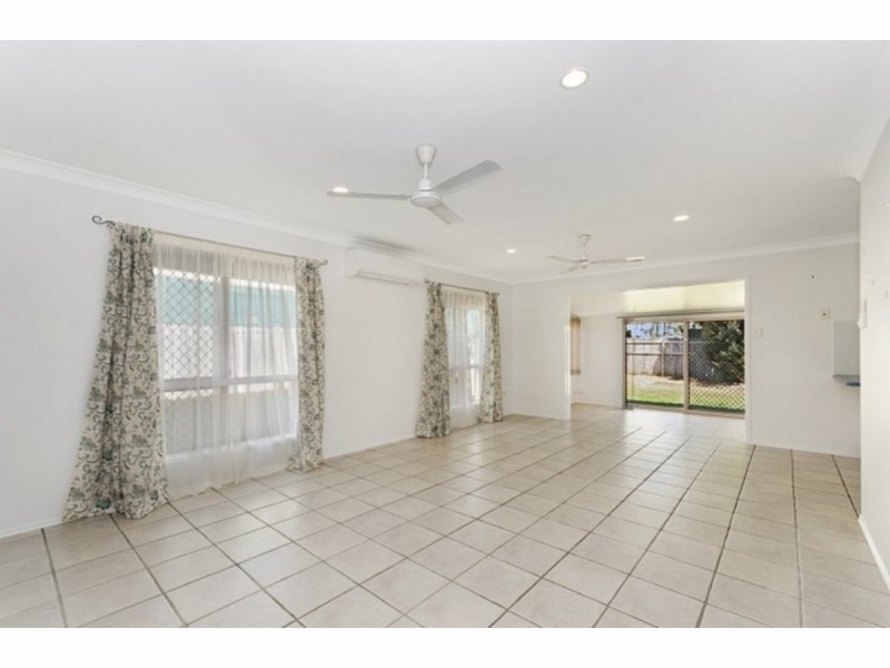 16 Alpina Place, Kirwan QLD 4817