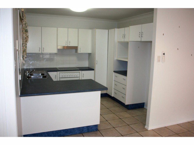 16 Alpina Place, Kirwan QLD 4817