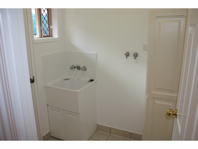 16 Alpina Place, Kirwan QLD 4817