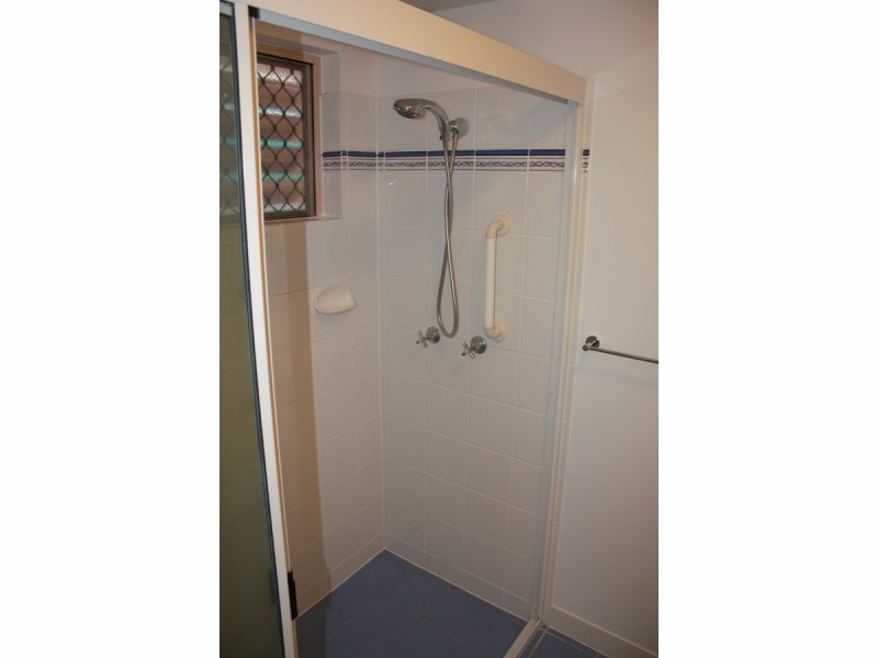 16 Alpina Place, Kirwan QLD 4817