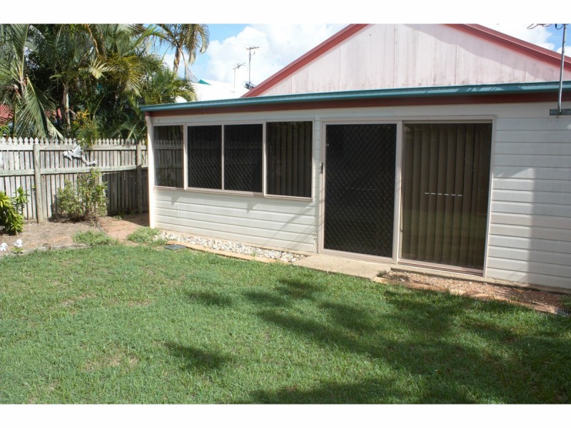 16 Alpina Place, Kirwan QLD 4817