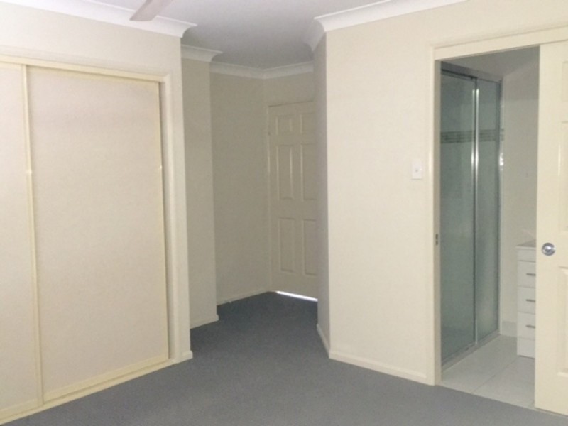 3 Romboli Court, Burdell QLD 4818