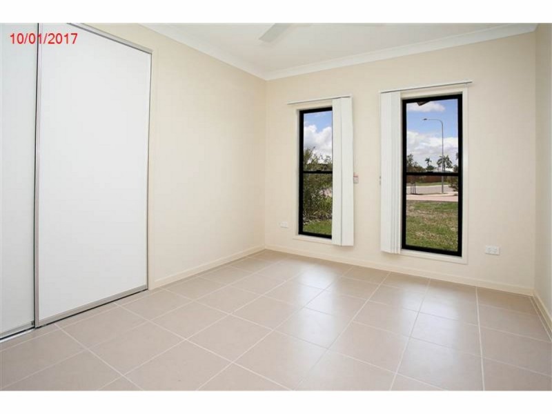 24 Resolution Street, Rasmussen QLD 4815