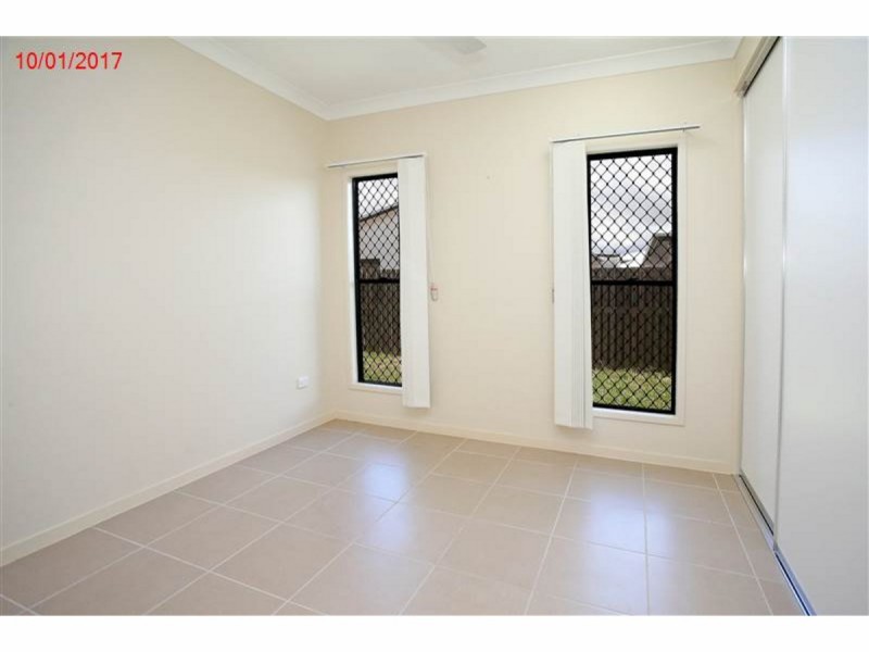 24 Resolution Street, Rasmussen QLD 4815
