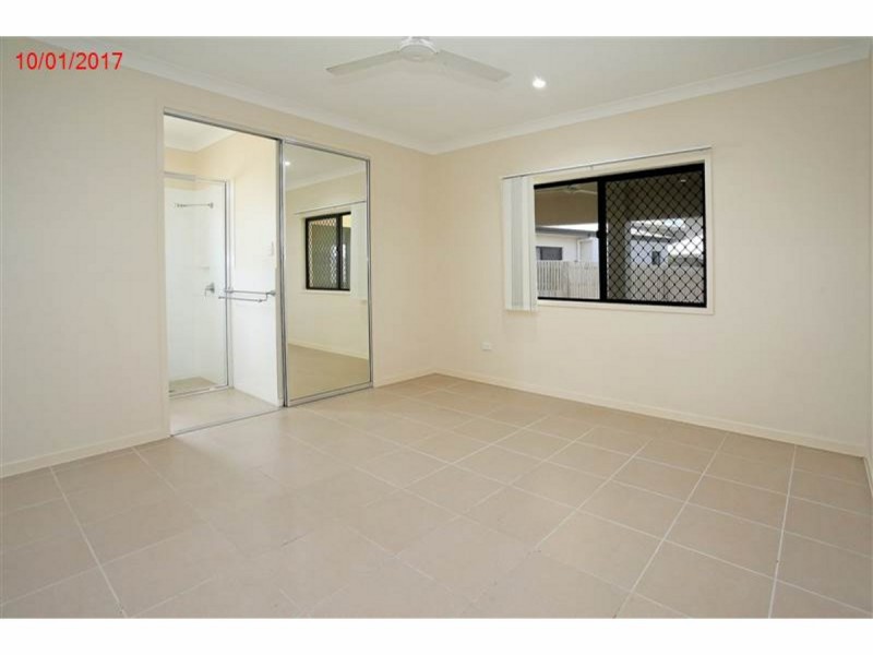 24 Resolution Street, Rasmussen QLD 4815