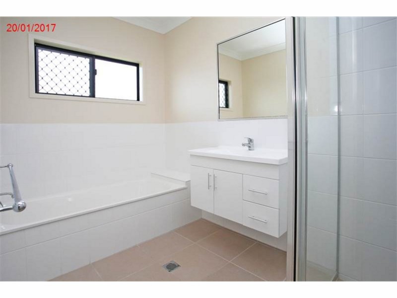 24 Resolution Street, Rasmussen QLD 4815