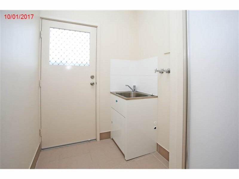 24 Resolution Street, Rasmussen QLD 4815