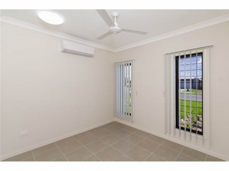 6 Diversity Street, Rasmussen QLD 4815