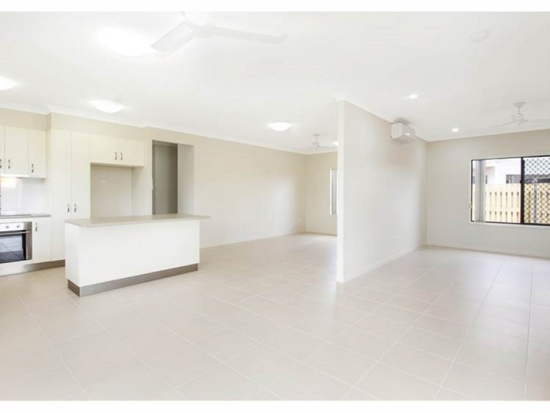 23 Resolution Street, Rasmussen QLD 4815