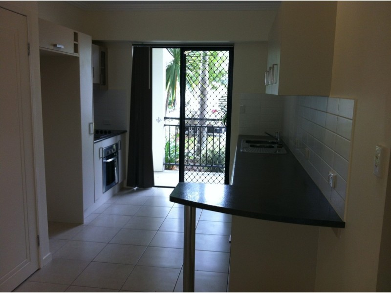 63/6 Henry Street, West End QLD 4810