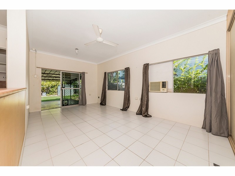 16 Estate Street, West End QLD 4810