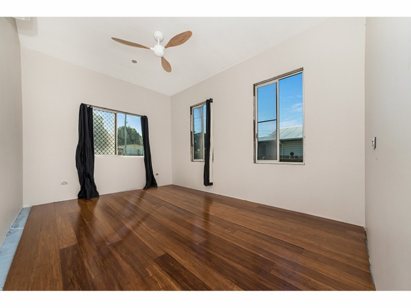 16 Estate Street, West End QLD 4810