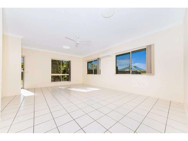 6 Tango Court, Kirwan QLD 4817