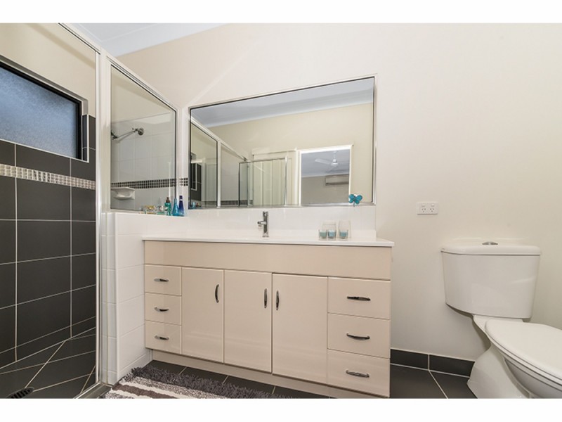 35 Keeper Court, Mount Louisa QLD 4814