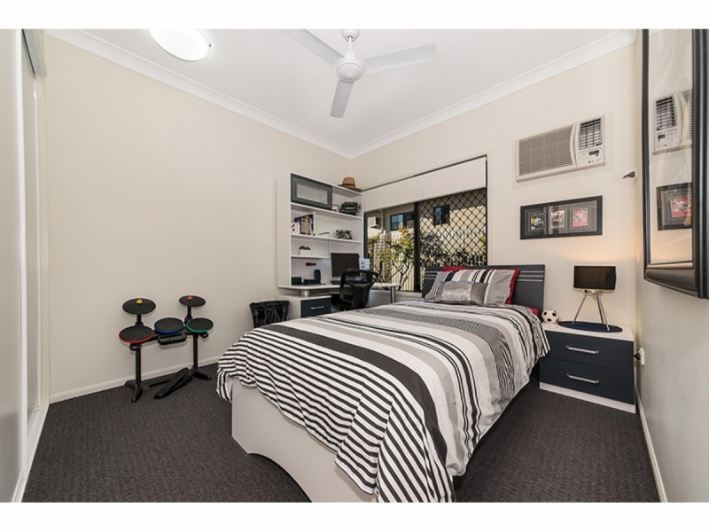 35 Keeper Court, Mount Louisa QLD 4814