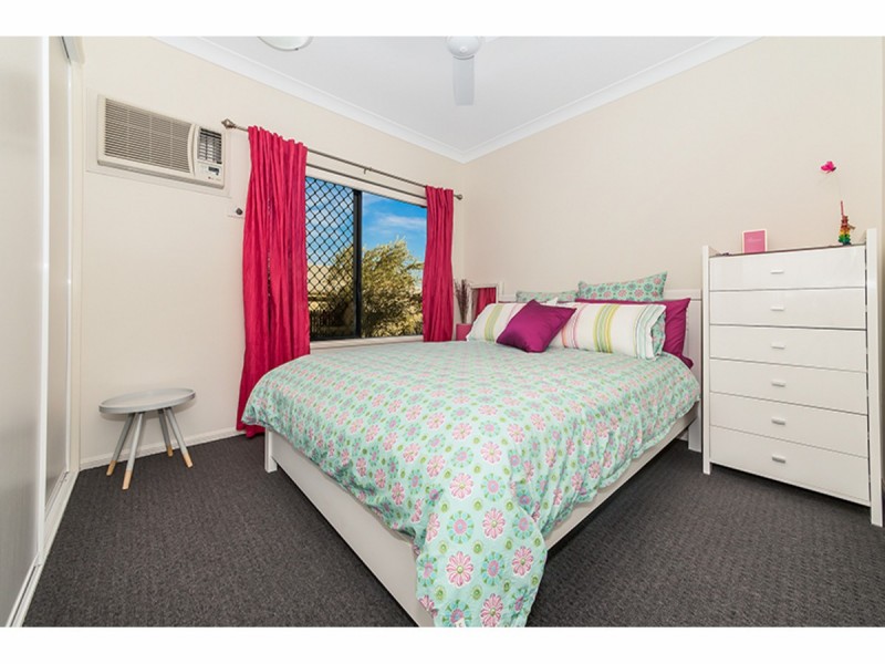 35 Keeper Court, Mount Louisa QLD 4814