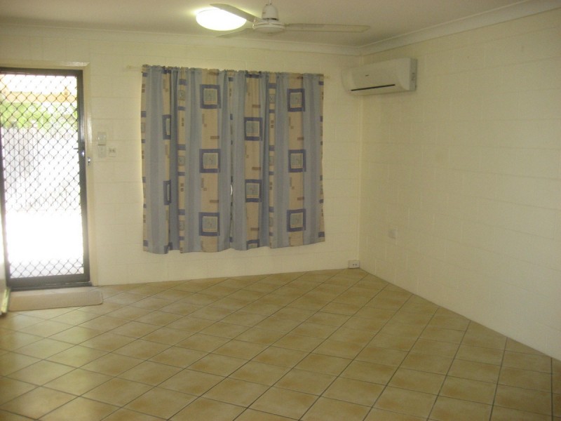 1/8 Birrabang Street, Kirwan QLD 4817