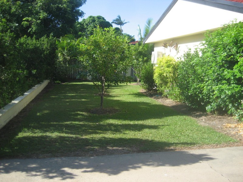 1/8 Birrabang Street, Kirwan QLD 4817