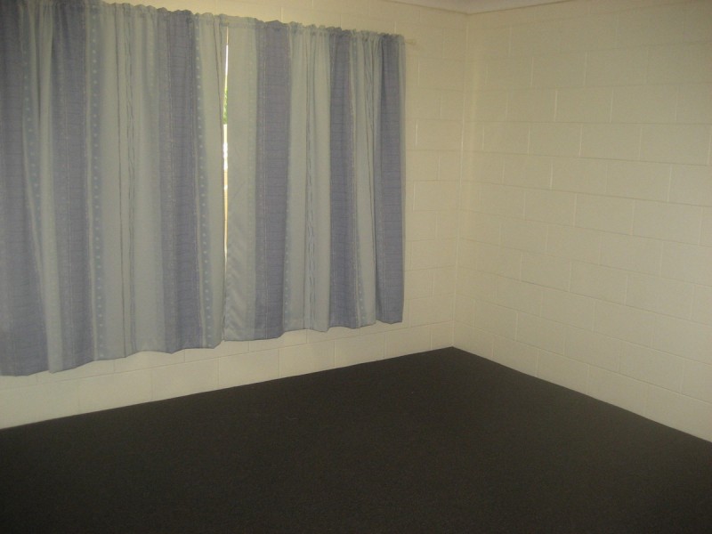 1/8 Birrabang Street, Kirwan QLD 4817