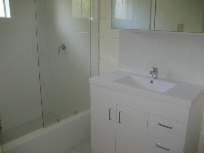 1/8 Birrabang Street, Kirwan QLD 4817