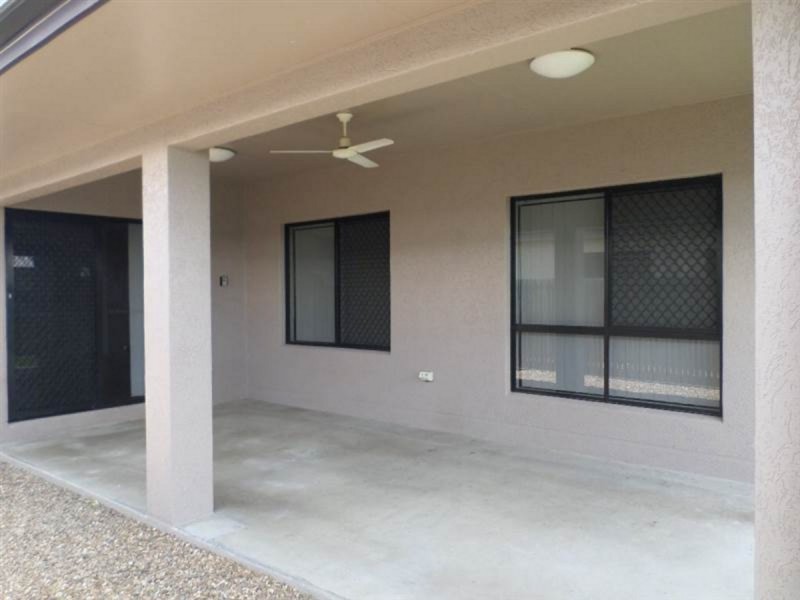 13 Skardon Place, Kelso QLD 4815