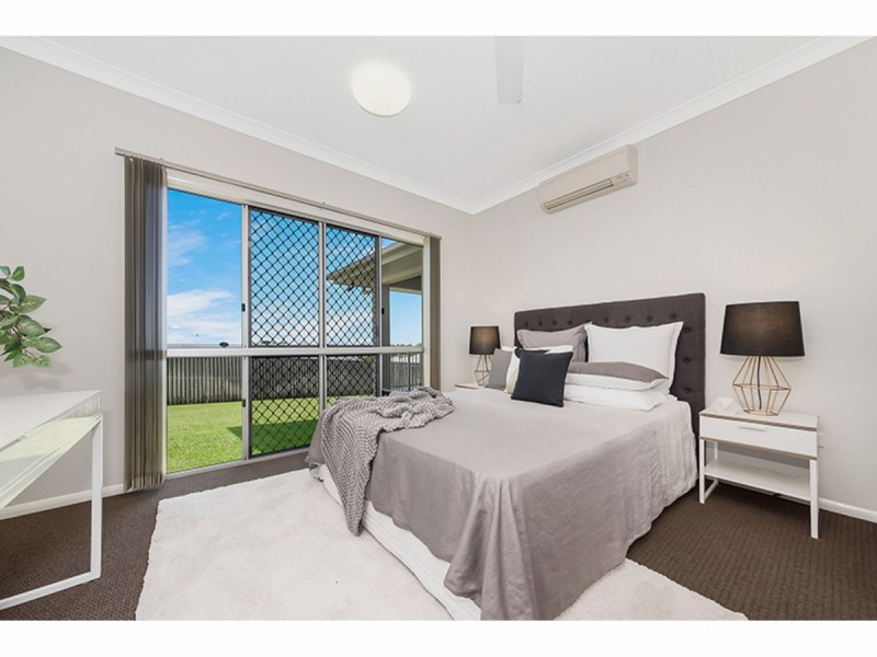 83 Shutehaven Circuit, Bushland Beach QLD 4818