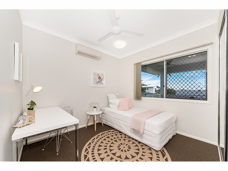 83 Shutehaven Circuit, Bushland Beach QLD 4818