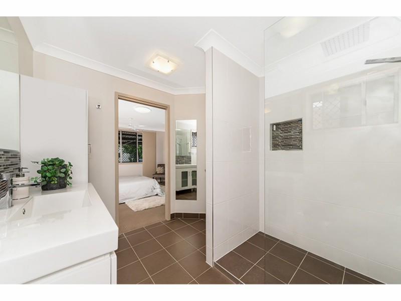 5 Brett Street, Cranbrook QLD 4814