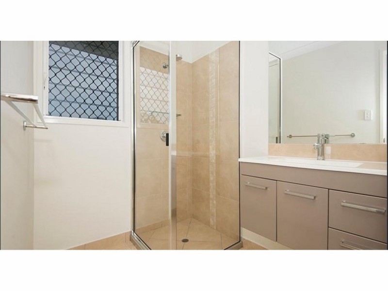 34 Albert Street, Cranbrook QLD 4814