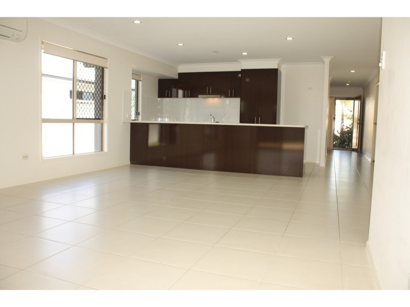 14 Nikao Street, Burdell QLD 4818