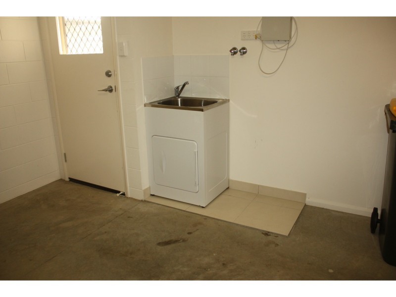 14 Nikao Street, Burdell QLD 4818