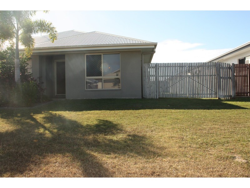 14 Nikao Street, Burdell QLD 4818