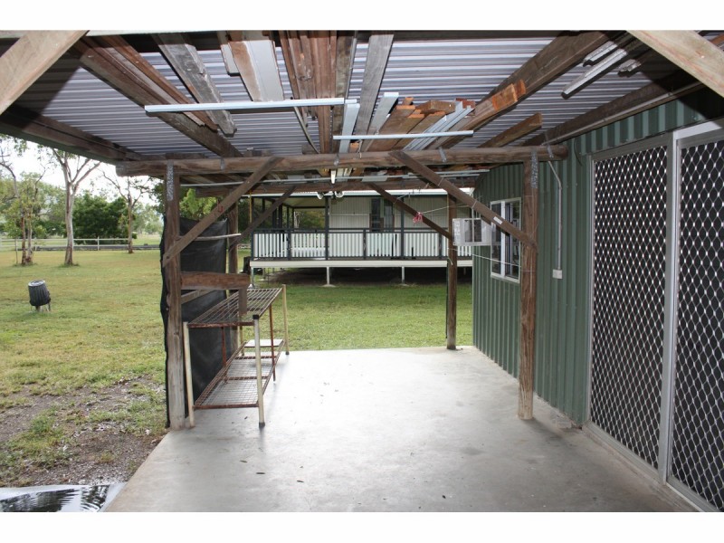 2 Hannon Court, Alligator Creek QLD 4816