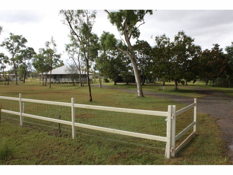 2 Hannon Court, Alligator Creek QLD 4816