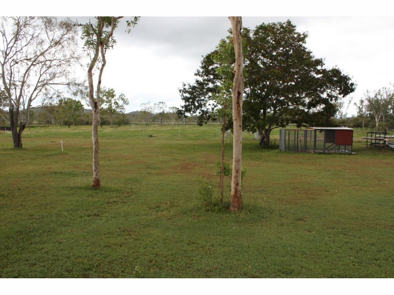 2 Hannon Court, Alligator Creek QLD 4816